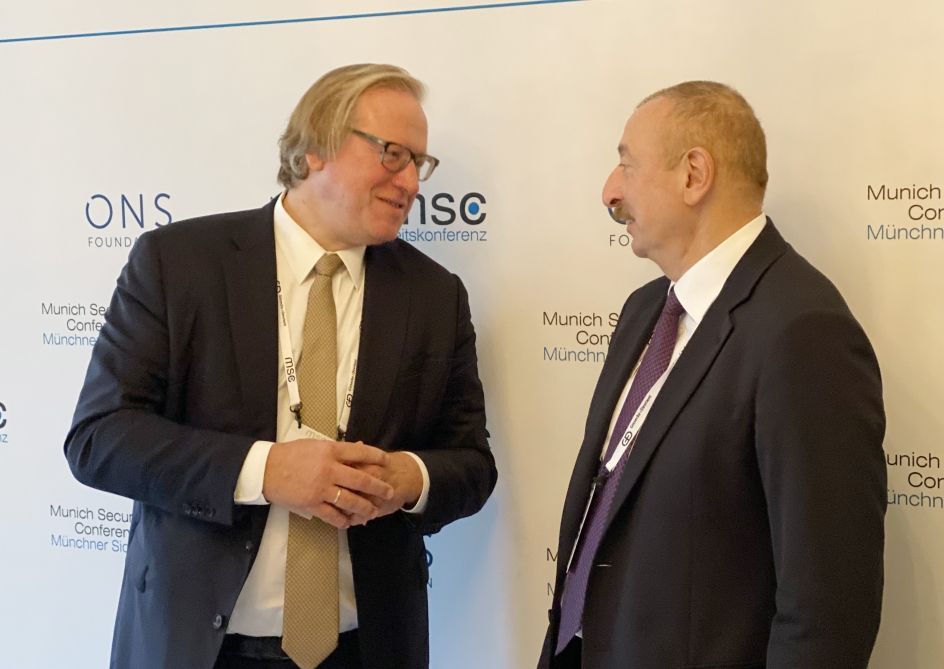 Президент Ильхам Алиев в рамках Мюнхенской конференции по безопасности принял участие в круглом столе на тему «Энергетическая безопасность» (ФОТО)