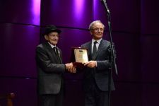 В Баку отметили 100-летие самого пожилого поэта в мире – секрет долголетия (ФОТО)