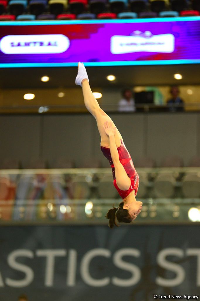 Лучшие моменты Кубка мира по прыжкам на батуте и акробатической дорожке в Баку (ФОТО)