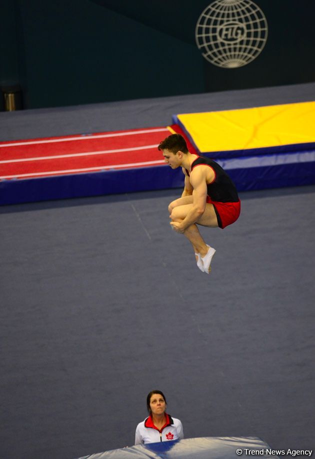 Лучшие моменты Кубка мира по прыжкам на батуте и акробатической дорожке в Баку (ФОТО)