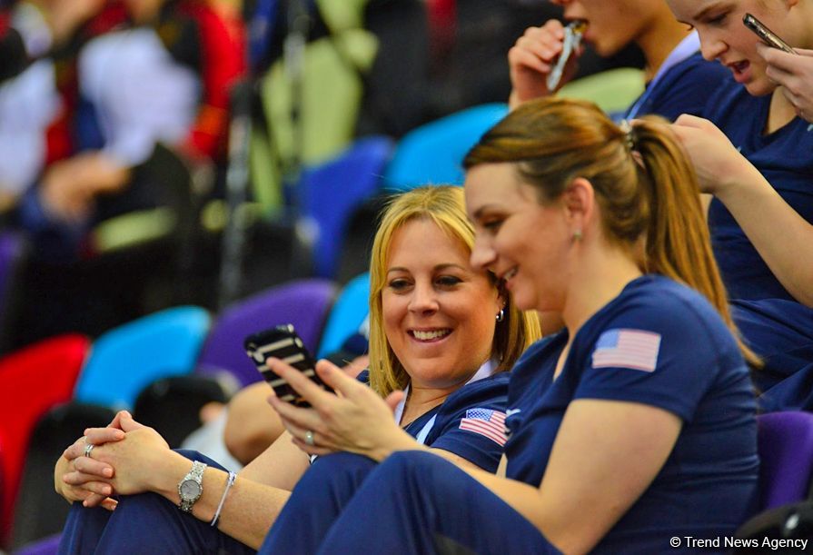 Лучшие моменты Кубка мира по прыжкам на батуте и акробатической дорожке в Баку (ФОТО)