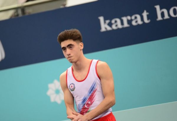 В Баку продолжаются финальные соревнования Кубка мира по прыжкам на батуте и акробатической дорожке (ФОТОРЕПОРТАЖ)