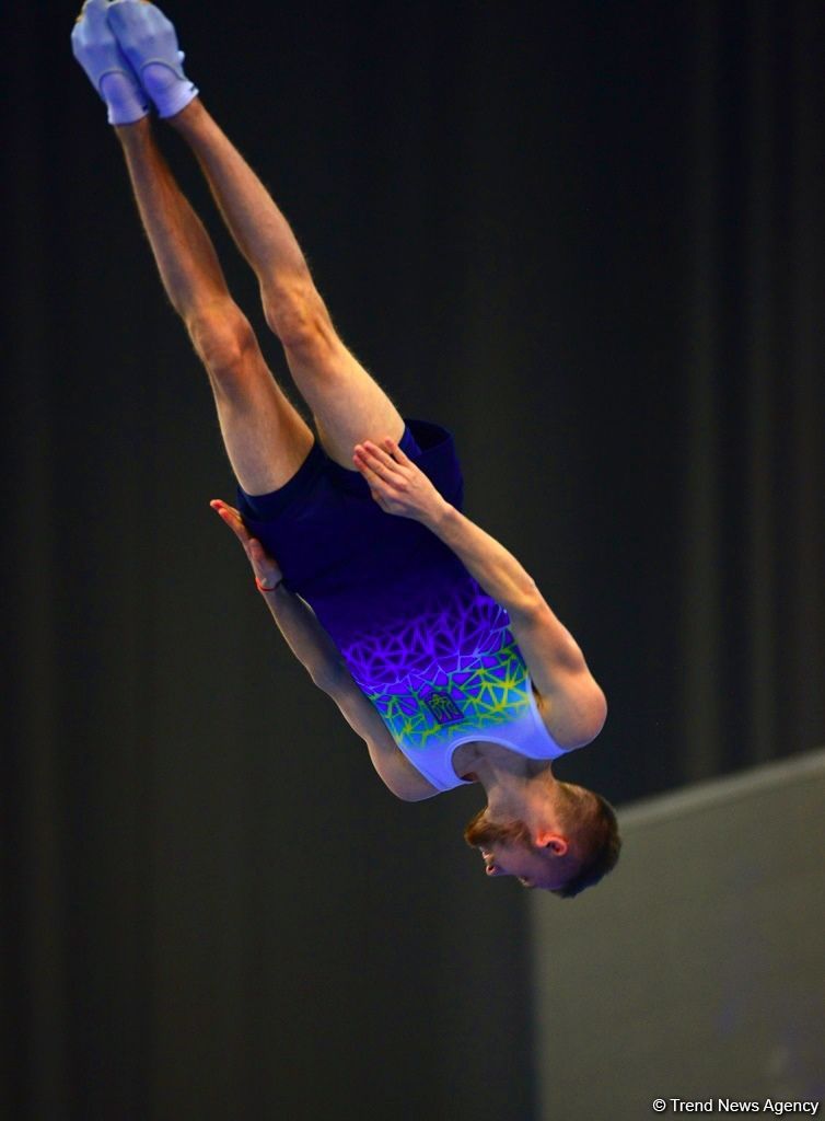 В Баку продолжаются финальные соревнования Кубка мира по прыжкам на батуте и акробатической дорожке (ФОТОРЕПОРТАЖ)