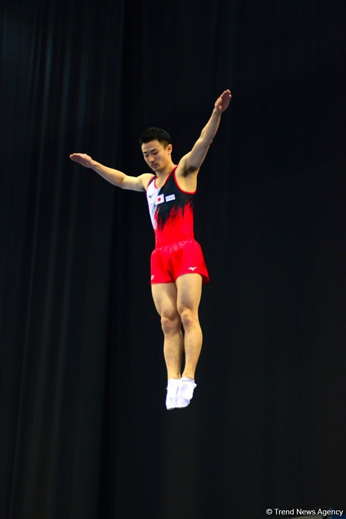 В Баку продолжаются финальные соревнования Кубка мира по прыжкам на батуте и акробатической дорожке (ФОТОРЕПОРТАЖ)