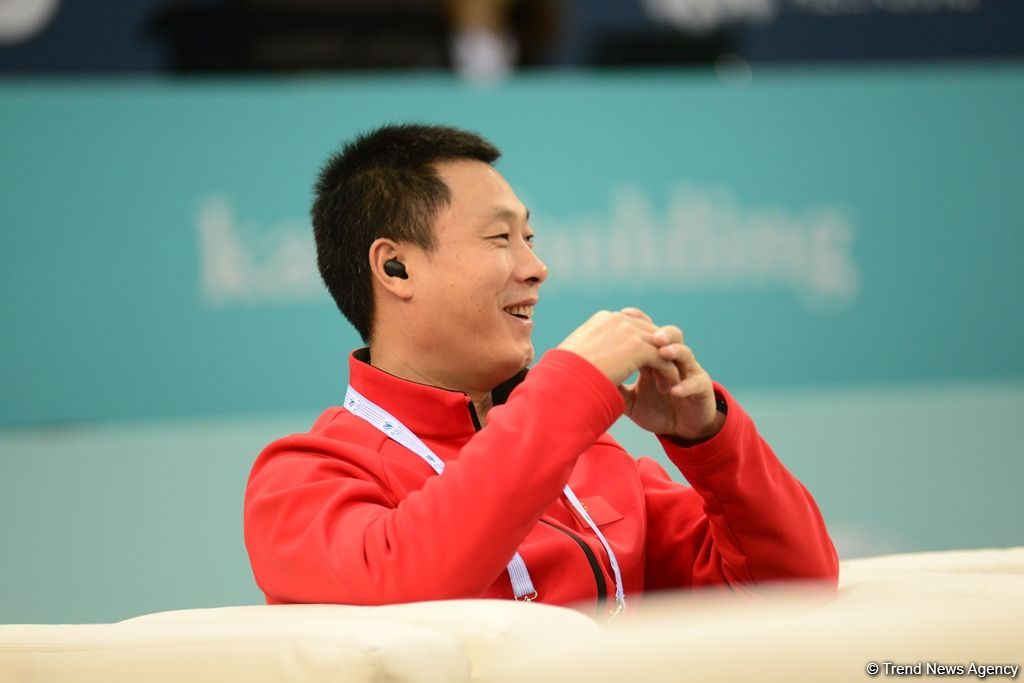 В Баку продолжаются финальные соревнования Кубка мира по прыжкам на батуте и акробатической дорожке (ФОТОРЕПОРТАЖ)