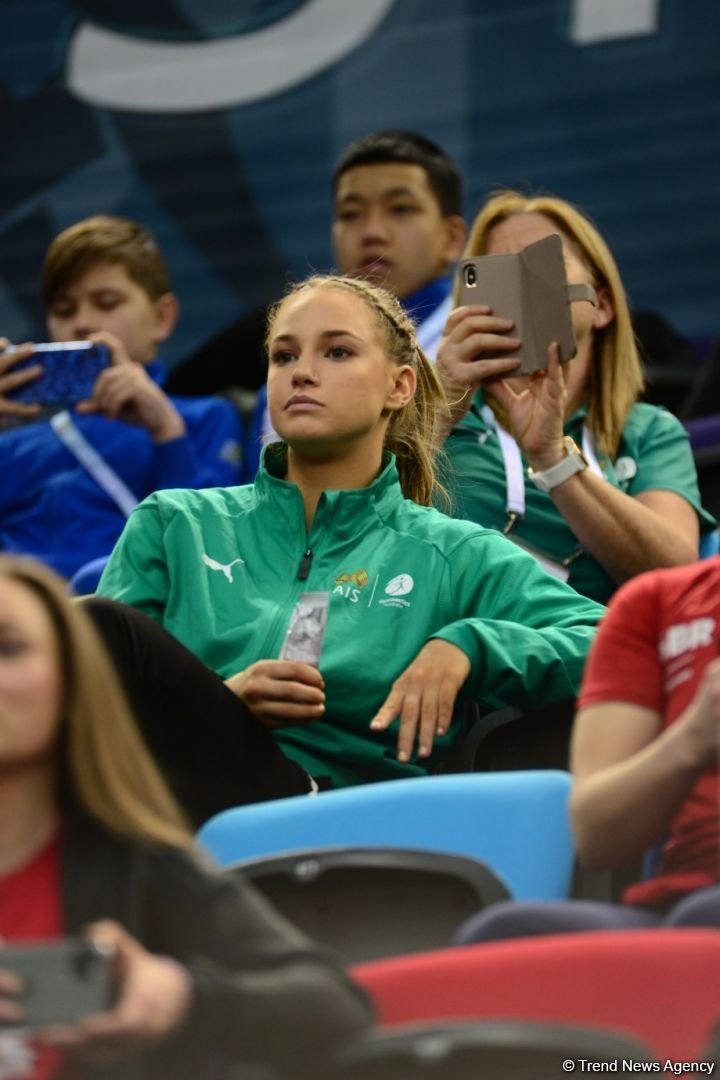 В Баку стартовали финалы Кубка мира по прыжкам на батуте и акробатической дорожке (ФОТО)