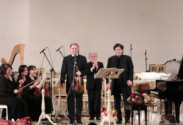 Виртуозы Азербайджана и Чехии создали мировую гармонию (ФОТО)