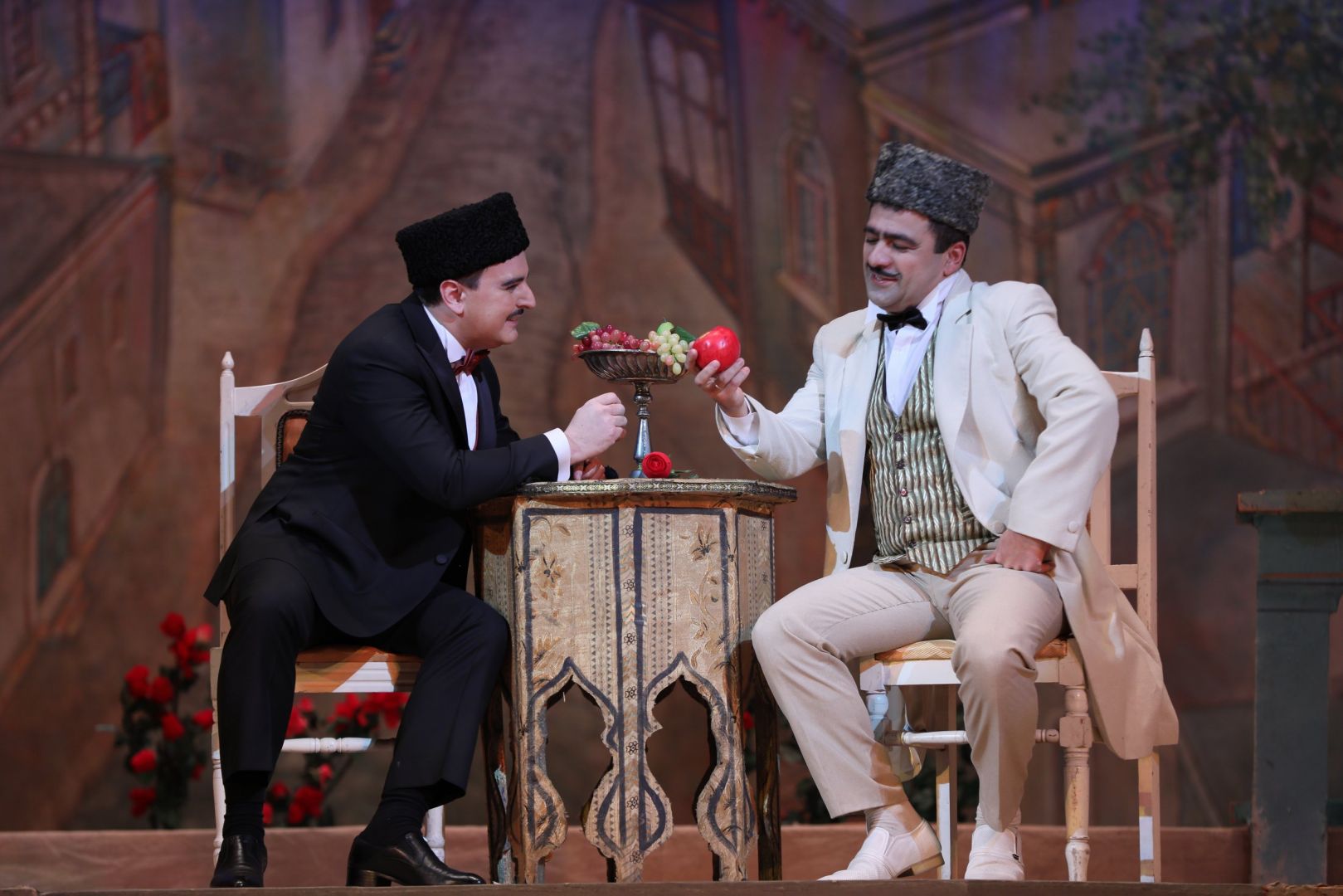 Шуша-Баку: "Продавец ручного товара" из прошлого века в наши дни (ФОТО/ВИДЕО)