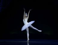 Синее озеро любви азербайджанца и русской девушки (ФОТО)