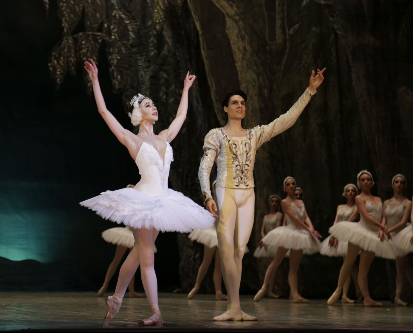 Синее озеро любви азербайджанца и русской девушки (ФОТО)