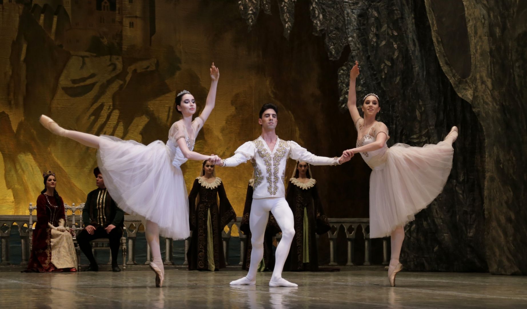 Синее озеро любви азербайджанца и русской девушки (ФОТО)