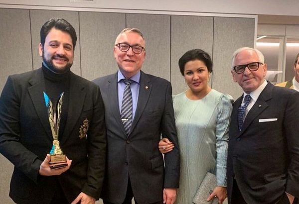 Народный артист Азербайджана удостоен престижной премии в Вене (ФОТО)