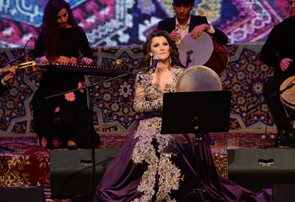 Космическое путешествие азербайджанцев - послание Вселенной (ФОТО)