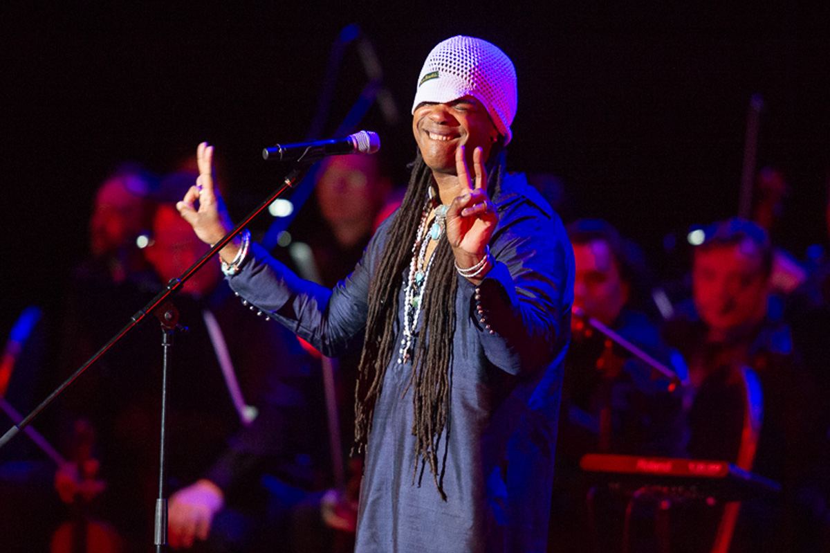 Он впервые приедет в Баку с Ямайки. Это голос-загадка легендарной Enigma (ВИДЕО, ФОТО)