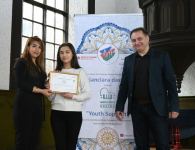 Чему может научить украинец азербайджанцев (ФОТО)