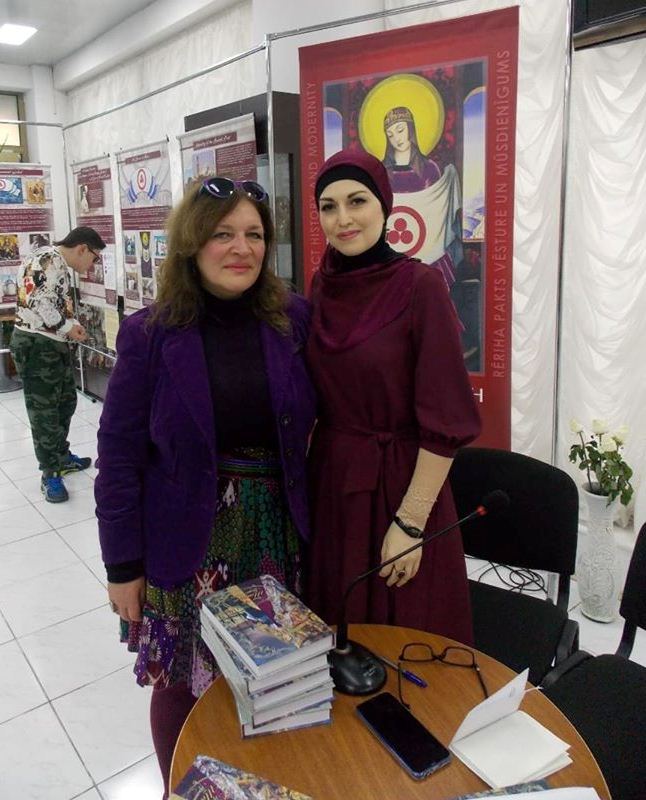 Покушения следуют одно за другим...Авантюрно-приключенческий роман Ирады Нури (ФОТО)