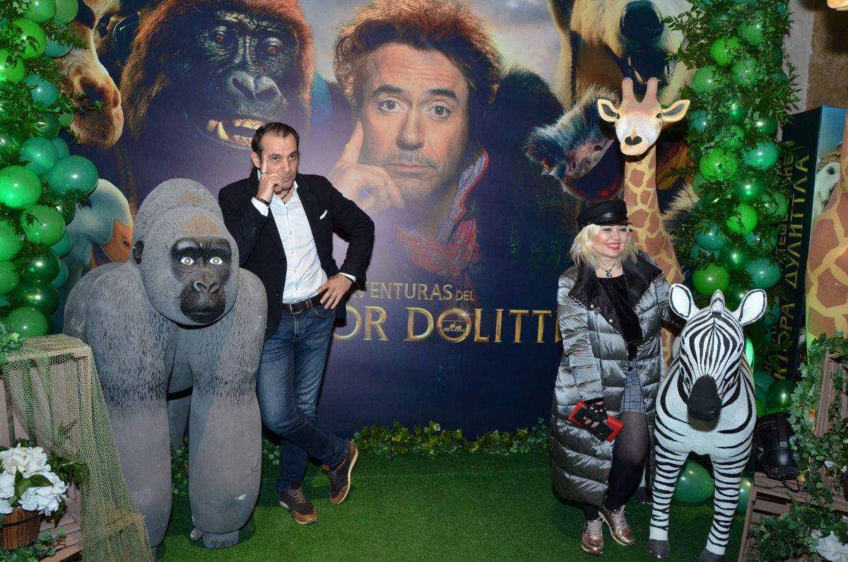 В Баку создали джунгли с цветными птицами (ВИДЕО, ФОТО)