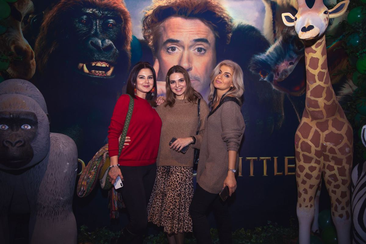 В Баку создали джунгли с цветными птицами (ВИДЕО, ФОТО)