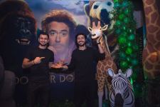 В Баку создали джунгли с цветными птицами (ВИДЕО, ФОТО)