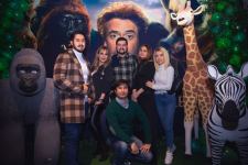 В Баку создали джунгли с цветными птицами (ВИДЕО, ФОТО)