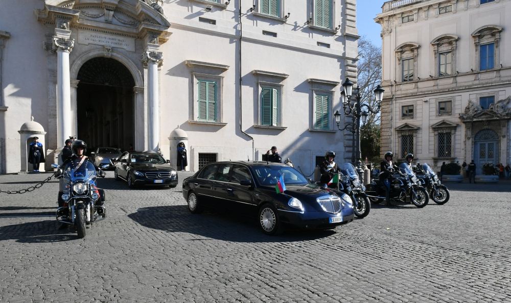В Риме состоялась официальная церемония проводов Президента Ильхама Алиева (ФОТО)