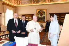 Президент Азербайджана Ильхам Алиев встретился в Ватикане с Папой Франциском (ФОТО)