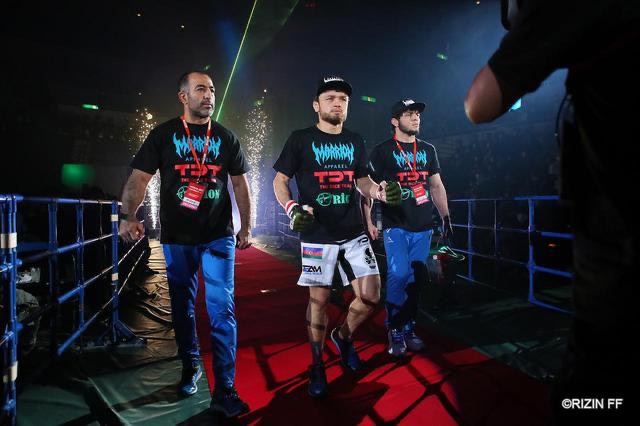 Бой без правил азербайджанца и американца в Японии (ВИДЕО, ФОТО)