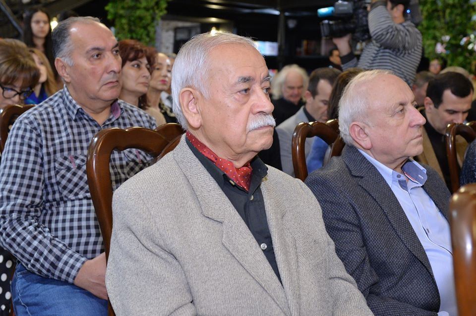 "Карабахнаме. Страницы истории" – летопись в работах Арифа Гусейнова (ФОТО)