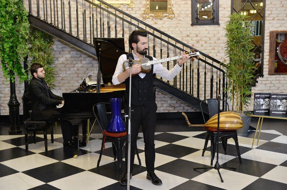 "Карабахнаме. Страницы истории" – летопись в работах Арифа Гусейнова (ФОТО)