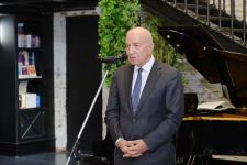 "Карабахнаме. Страницы истории" – летопись в работах Арифа Гусейнова (ФОТО)