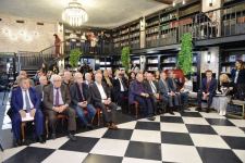 "Карабахнаме. Страницы истории" – летопись в работах Арифа Гусейнова (ФОТО)