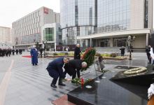 Президент Ильхам Алиев и Первая леди Мехрибан Алиева приняли участие в церемонии почтения памяти жертв Ходжалинского геноцида (ФОТО) (версия 2)