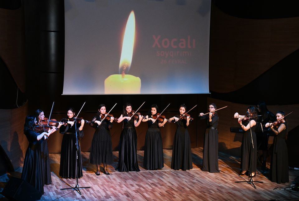 Протест против армянских фашистов в поэзии, музыке и театре (ФОТО/ВИДЕО)