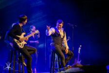 Четыре аншлага EMINа, или Реакция зрителей Чикаго на "Синюю вечность" Муслима Магомаева (ФОТО, ВИДЕО)