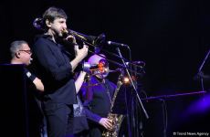 Агутин и Варум отметили семейный юбилей в городе ветров Баку (ВИДЕО, ФОТО)