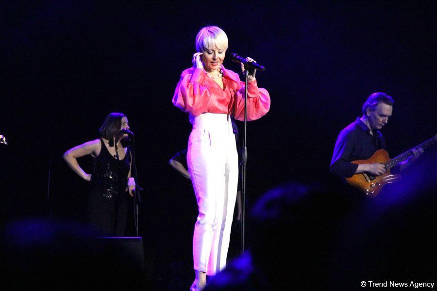 Агутин и Варум отметили семейный юбилей в городе ветров Баку (ВИДЕО, ФОТО)