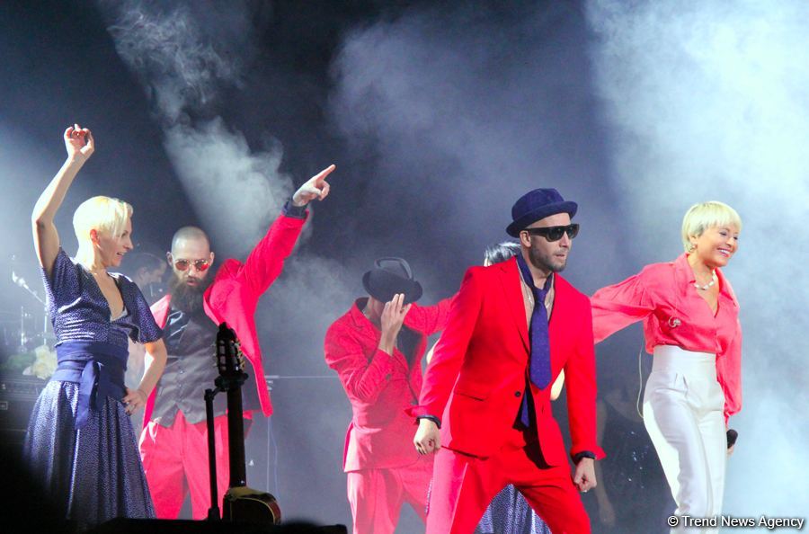 Агутин и Варум отметили семейный юбилей в городе ветров Баку (ВИДЕО, ФОТО)