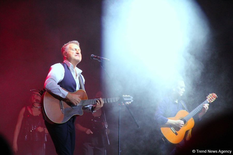 Агутин и Варум отметили семейный юбилей в городе ветров Баку (ВИДЕО, ФОТО)