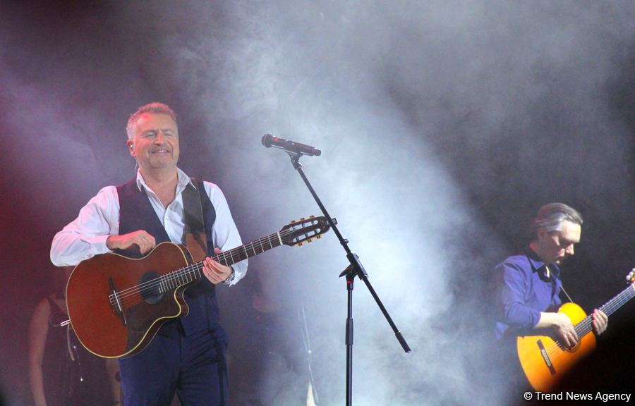 Агутин и Варум отметили семейный юбилей в городе ветров Баку (ВИДЕО, ФОТО)