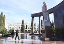 Президент Ильхам Алиев прибыл в Шамкирский район (ФОТО) (версия 2)