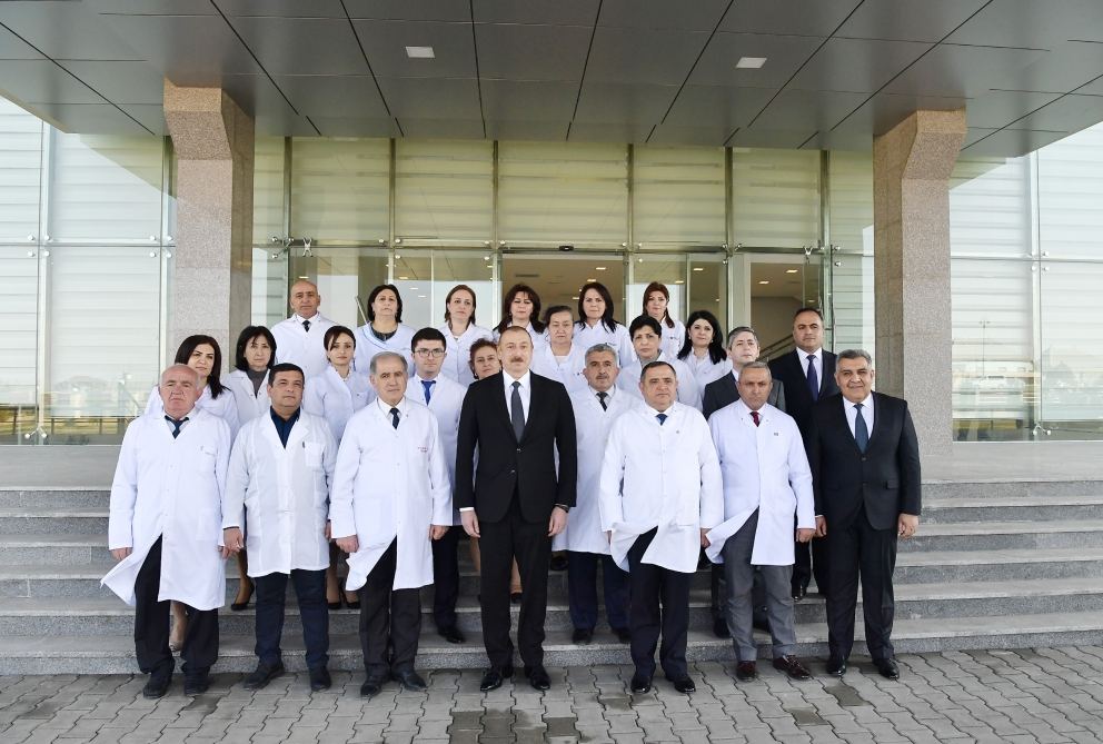 Президент Ильхам Алиев принял участие в открытии Геранбойской районной центральной больницы (ФОТО) (Версия 2)