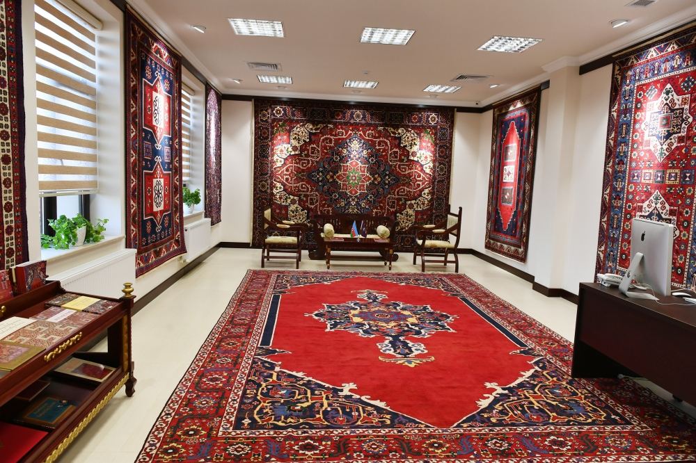 Президент Ильхам Алиев ознакомился с деятельностью Геранбойского филиала ОАО «Азерхалча» (ФОТО)