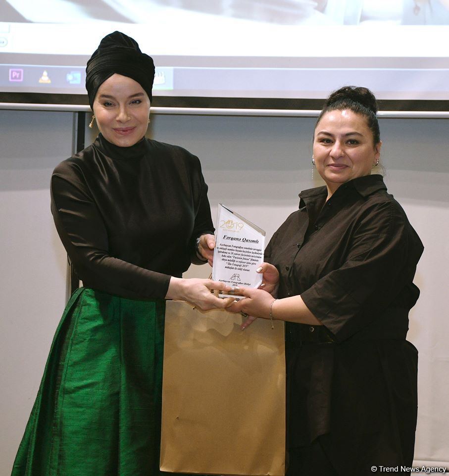 В Баку состоялась церемония награждения "Фотограф года" (ФОТО)