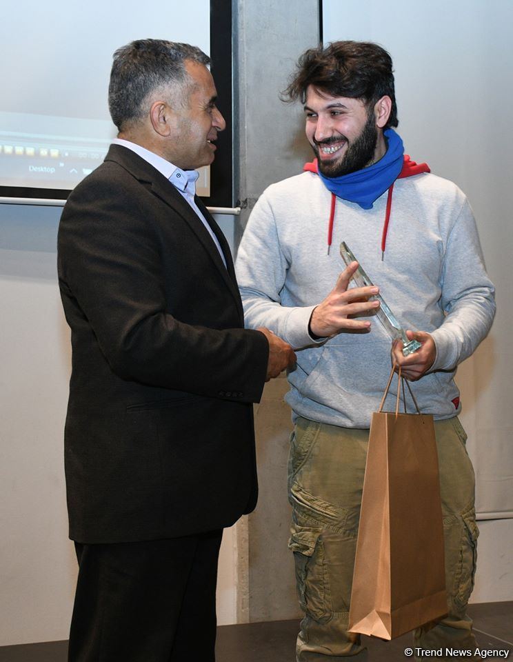 В Баку состоялась церемония награждения "Фотограф года" (ФОТО)