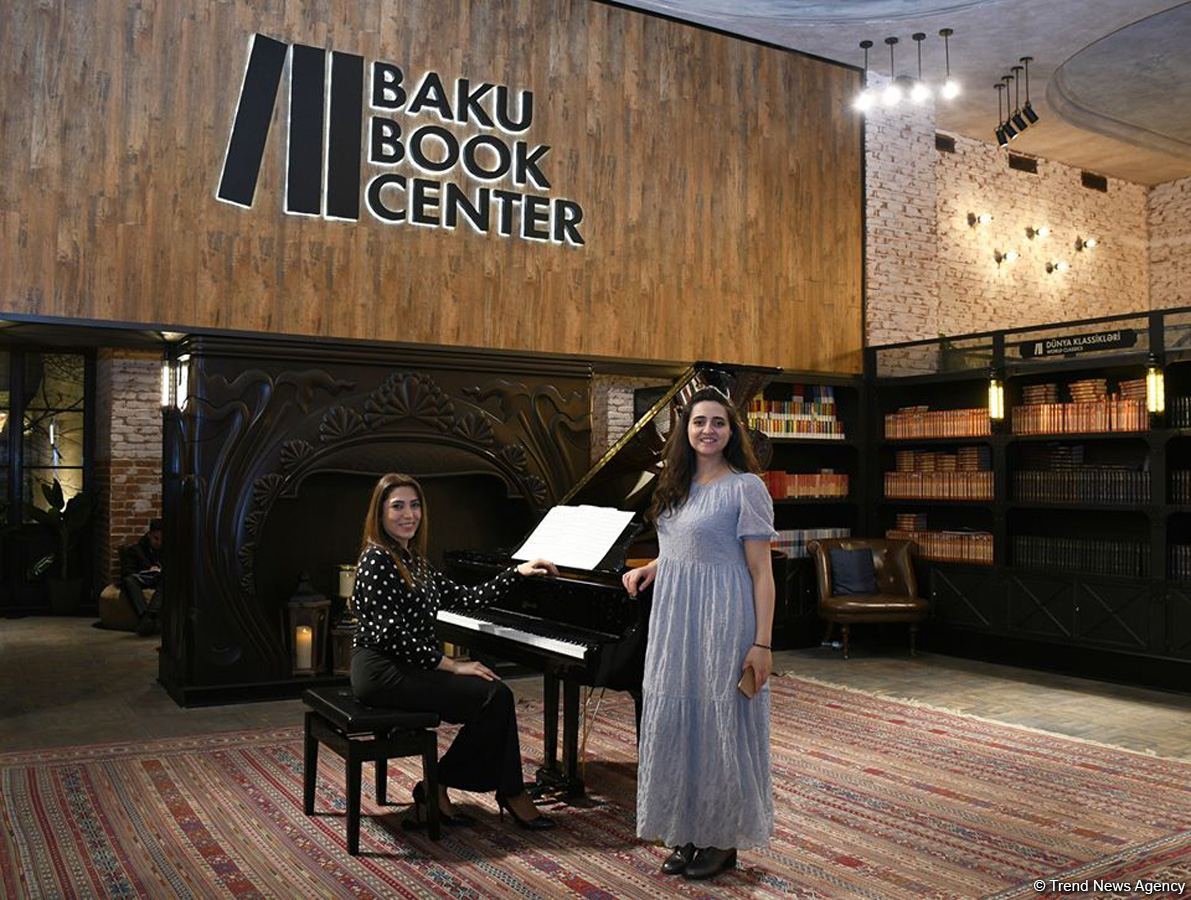 Я – лунатик двух темных лун. Творчество поэтессы Серебряного века  в Баку (ФОТО)