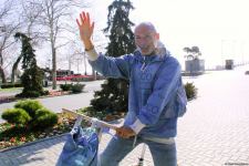 На деревянном велосипеде из Греции в Азербайджан! Такого я в жизни не видел - интервью (ВИДЕО, ФОТО)