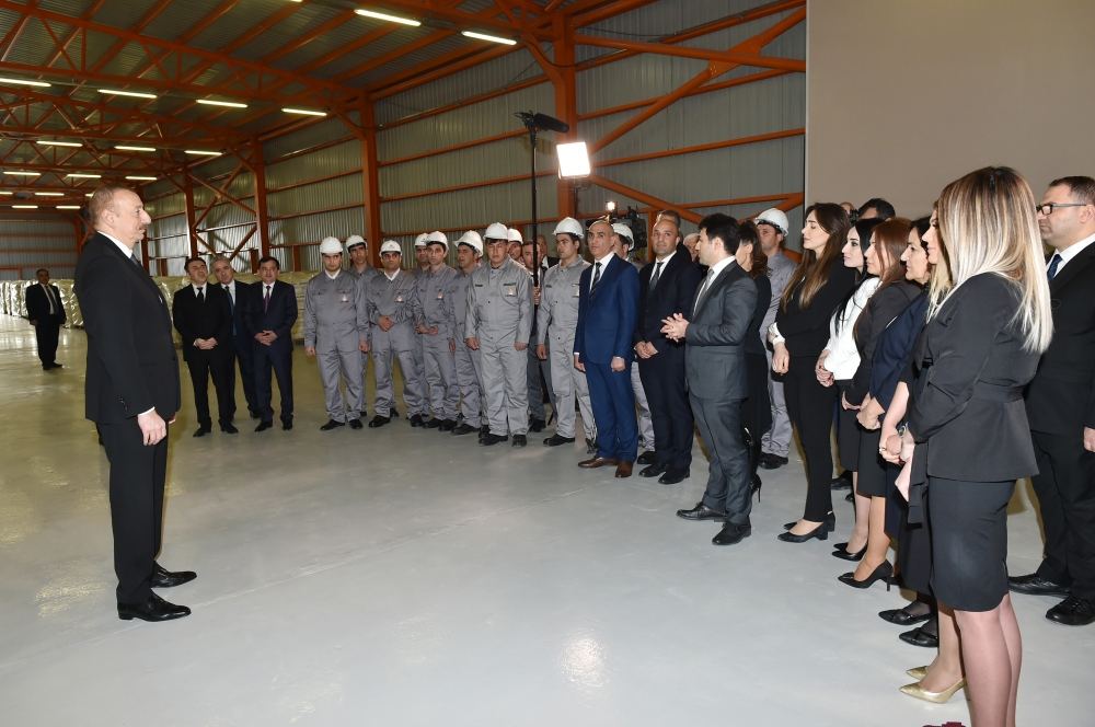 Президент Ильхам Алиев принял участие в открытии известкового завода (ФОТО/ВИДЕО)