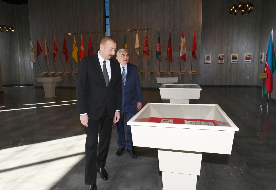 Президент Ильхам Алиев принял участие в открытии Музея государственных символов в Товузе (ФОТО) (версия 2)