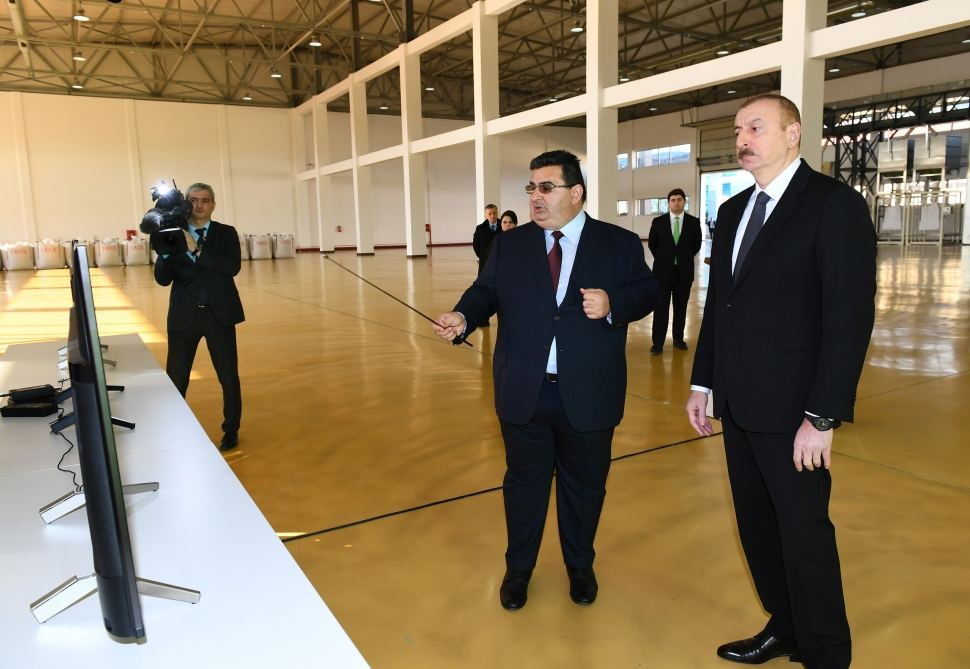 Президент Ильхам Алиев принял участие в открытии Агстафинского аграрнопромышленного комплекса (ФОТО) (версия 2)