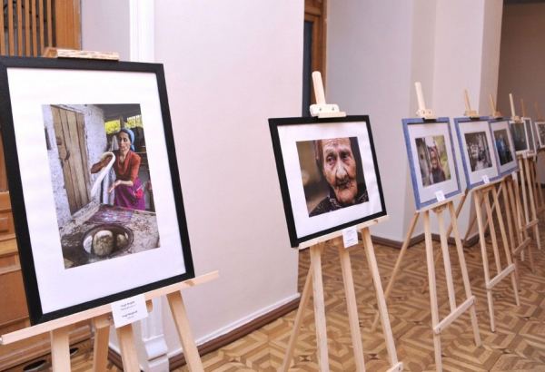 Виртуальное "Течение" азербайджанских художников